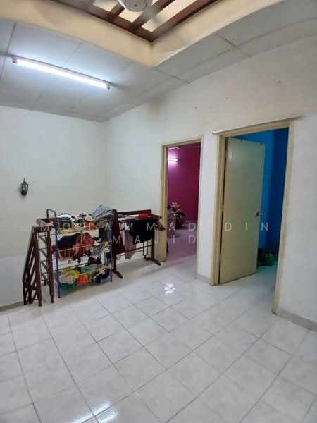 2-storey Terraced House for Sale in Taman Bukit Subang (Shah Alam) - Mohammad Din Majid - PropertyGuru.com.my