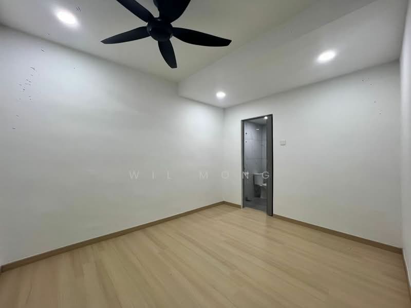 1-storey Terraced House for Sale in Ulu Tiram (Johor) - Wil Mong - Bedroom - PropertyGuru.com.my