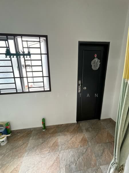 Rumah Teres 2 Tingkat untuk Dijual di Johor Bahru (Johor) - Lesley Tan - Entrance - PropertyGuru.com.my