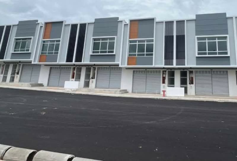 Shop for Rent in Bandar Putra (Kulai) - Sausa Lee - Exterior - PropertyGuru.com.my