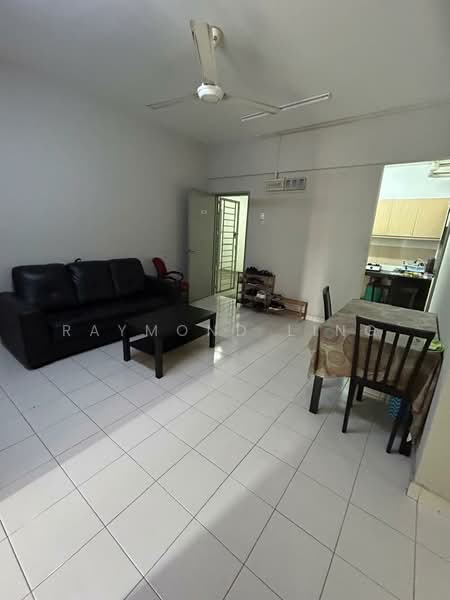 Kondominium untuk Disewa di Residensi Laguna (Sunway Belvedere) - Raymond Ling - Living Room - PropertyGuru.com.my