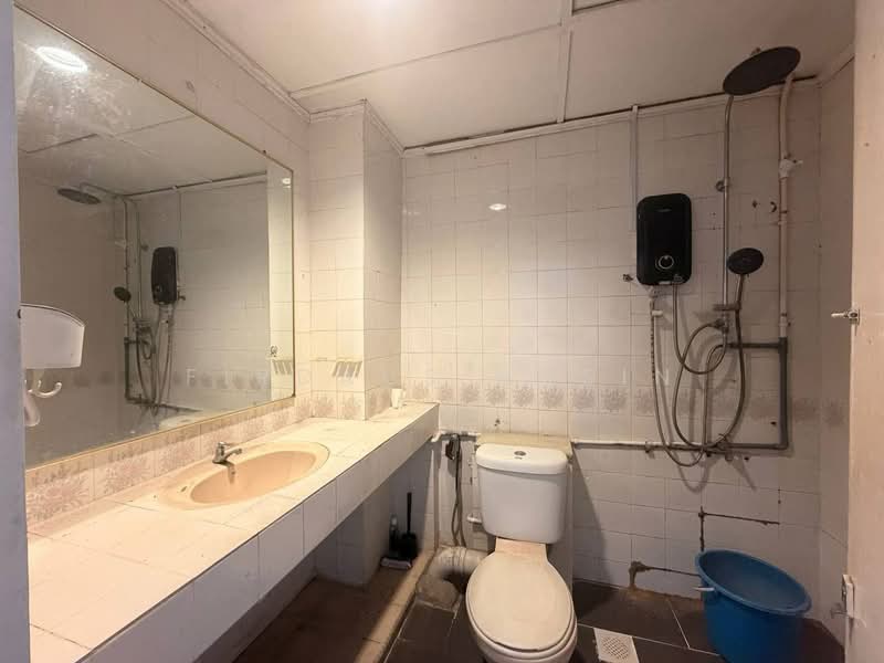 Taman Melewar untuk Untuk Dijual - RM 850,000, Mac 2026 - Bathroom - PropertyGuru.com.my