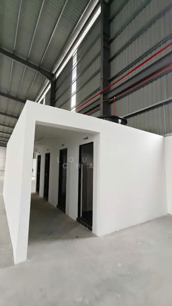 Factory for Rent in Sungai Buloh (Selangor) - Louis Chai - Interior - PropertyGuru.com.my