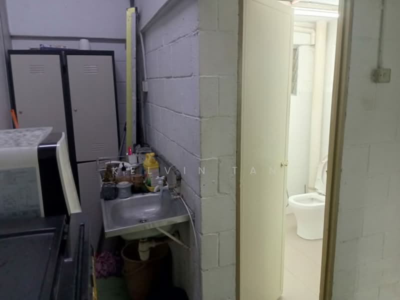 Shop / Office for Rent in SS 26, Taman Mayang Jaya (Petaling Jaya) - Kelvin Tan - Bathroom - PropertyGuru.com.my