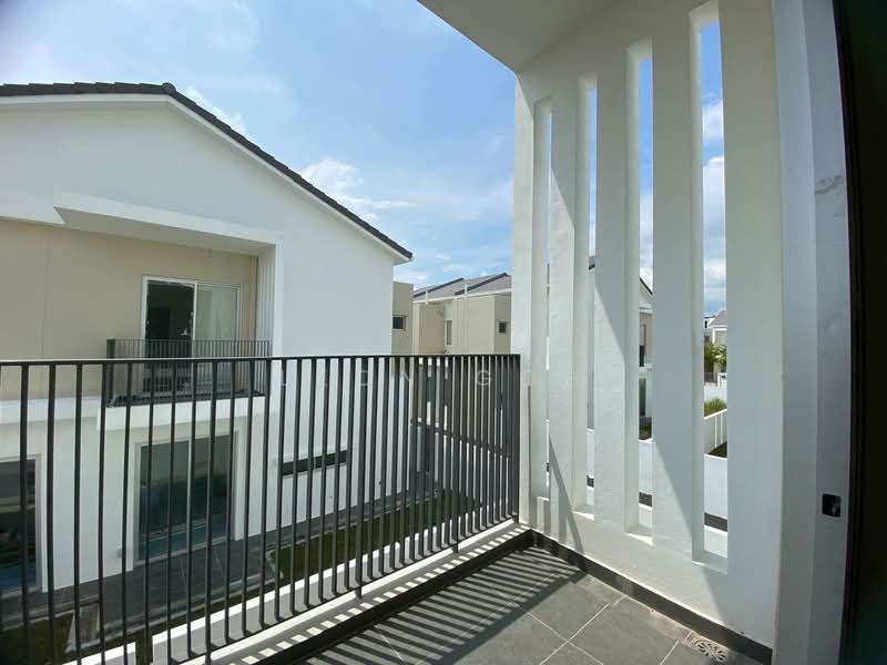2-storey Terraced House for Sale in Bandar Gamuda Cove (Dengkil) - Leon Goh - Balcony - PropertyGuru.com.my