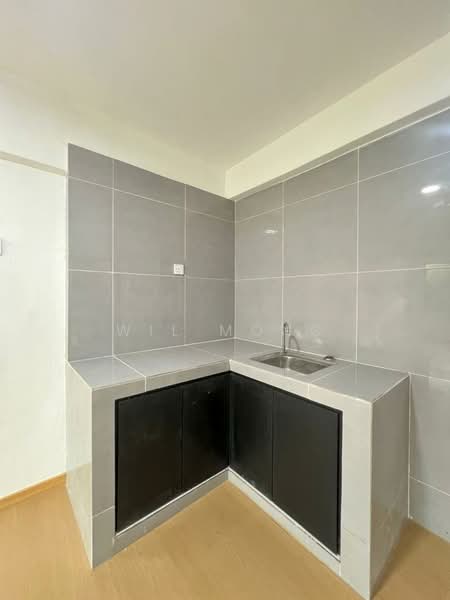 Flat for Sale at Rumah Pangsa Sri Orkid - Wil Mong - Kitchen - PropertyGuru.com.my