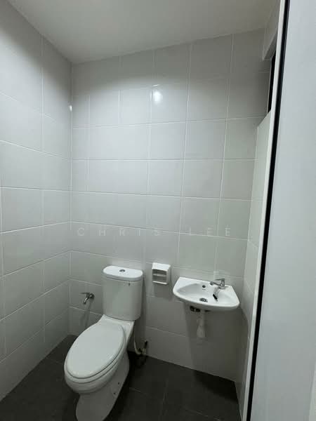 Semi-Detached House for Rent in Telok Panglima Garang (Selangor) - Chris Lee - Bathroom - PropertyGuru.com.my