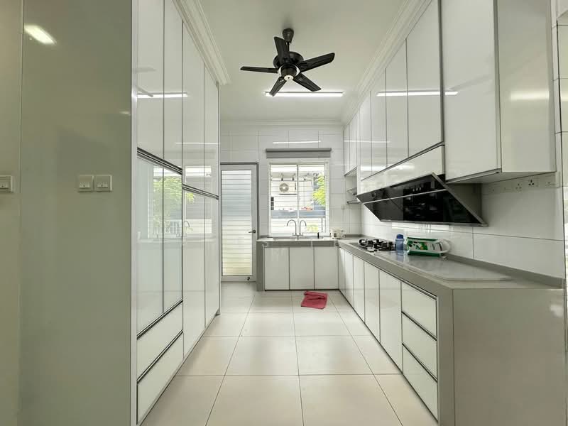 Ambang Botanic 2 untuk Untuk Dijual - RM 1,800,000, Mac 2026 - Kitchen - PropertyGuru.com.my