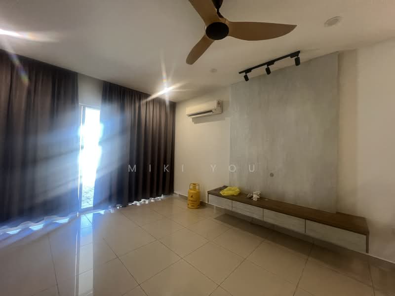 2-storey Terraced House for Rent in Bandar Rimbayu (Telok Panglima Garang) - Miki You - Living Room - PropertyGuru.com.my