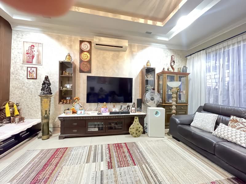 3-storey Terraced House for Sale in Bukit Jalil (Kuala Lumpur) - Sue . - Living Room - PropertyGuru.com.my
