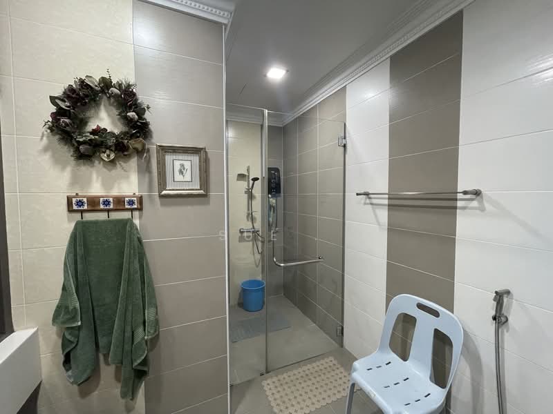 3-storey Terraced House for Sale in Bukit Jalil (Kuala Lumpur) - Sue . - Bathroom - PropertyGuru.com.my