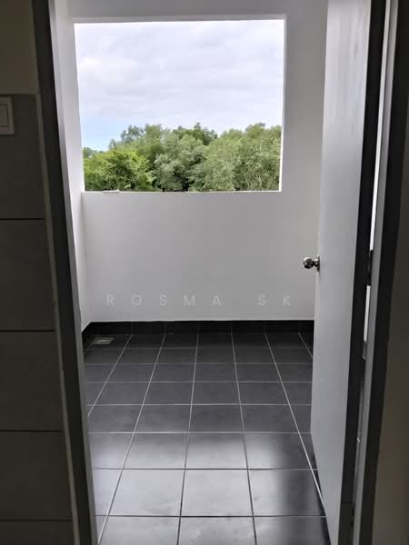 E Residence @ Telipok untuk Untuk Dijual - RM 330,000, Mac 2026 - Balcony - PropertyGuru.com.my