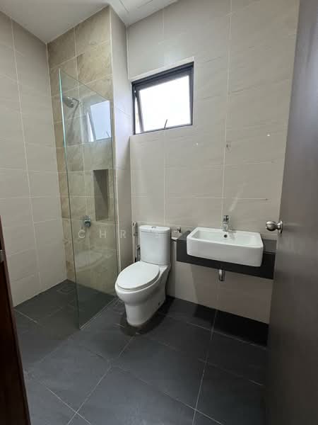 Rumah Berkembar untuk Disewa di Eco Sanctuary (Telok Panglima Garang) - Chris Lee - Bathroom - PropertyGuru.com.my