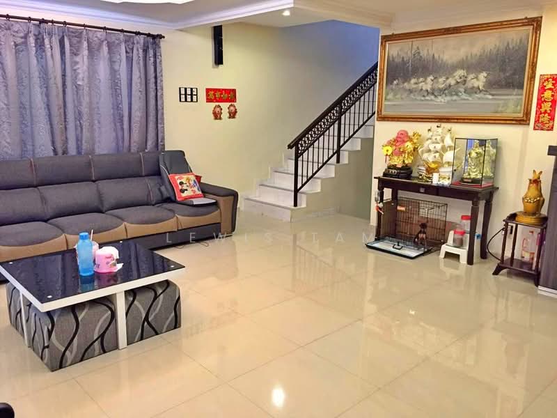 2-storey Terraced House for Sale in Sri Petaling (Kuala Lumpur) - Lewis Tam - Living Room - PropertyGuru.com.my