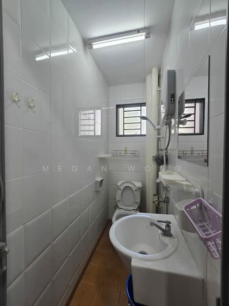 Apartment for Sale at Pangsapuri Segar Perdana - Megan Wong - Bathroom - PropertyGuru.com.my