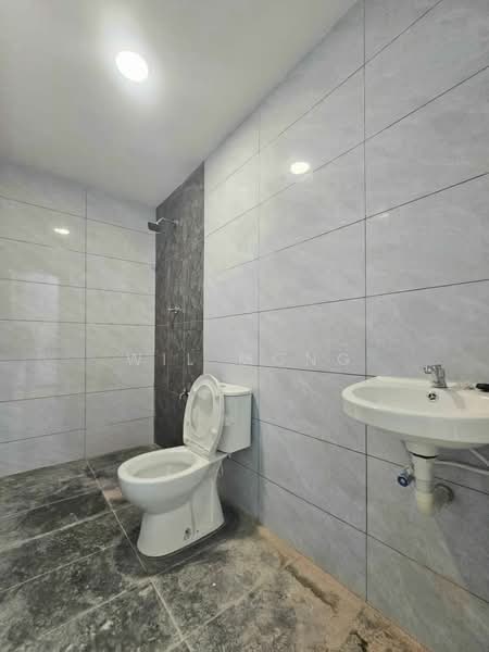 2-storey Terraced House for Sale in Taman Sentosa (Johor Bahru) - Wil Mong - Bathroom - PropertyGuru.com.my