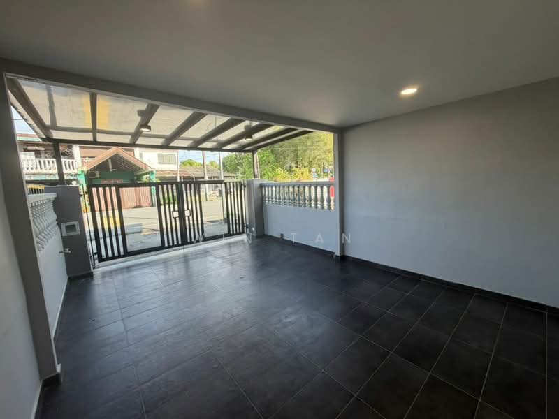 2-storey Terraced House for Sale in Taman Damai Jaya (Skudai) - Win Tan - Exterior - PropertyGuru.com.my