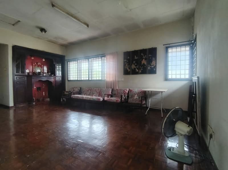 Bungalow for Sale in Ulu Tiram (Johor) - Yen Ma - Living Room - PropertyGuru.com.my