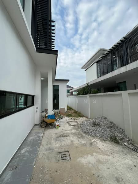 Setia Tropika untuk Untuk Dijual - RM 1,650,000, Mac 2026 - Exterior - PropertyGuru.com.my