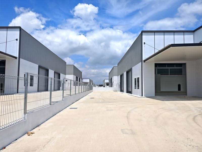 Factory for Rent in Eco Business Park 1 (Johor Bahru) - Tammy Chin - Exterior - PropertyGuru.com.my