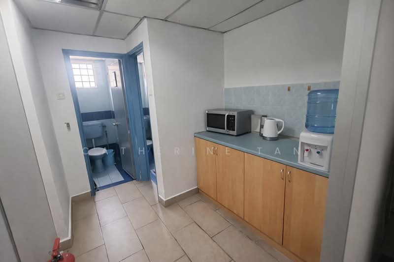 Shop for Rent in Usj 21 (Subang Jaya) - Catherine Tan - Bathroom - PropertyGuru.com.my