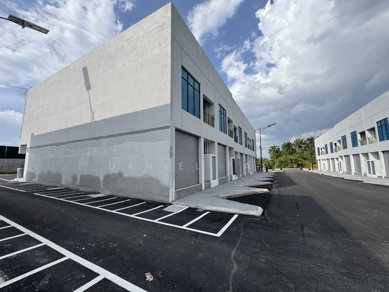 Shop for Rent in Bandar Gamuda Gardens (Rawang) - Daniel Yap - Exterior - PropertyGuru.com.my