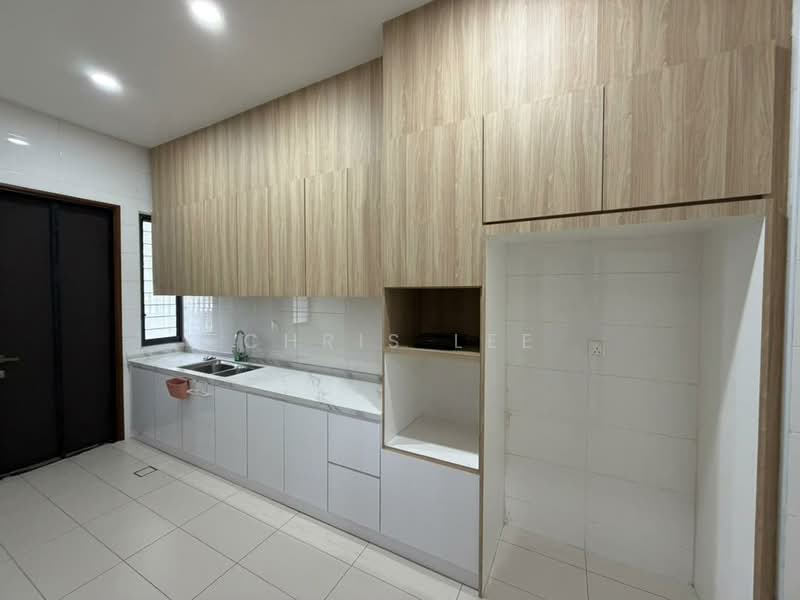 Semi-Detached House for Rent in Telok Panglima Garang (Selangor) - Chris Lee - Kitchen - PropertyGuru.com.my