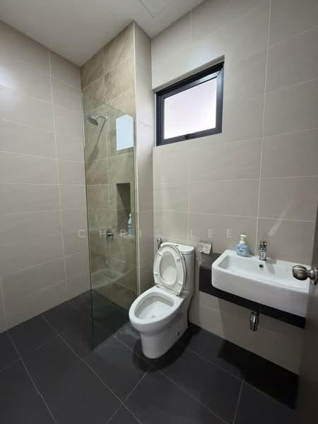 Semi-Detached House for Rent in Telok Panglima Garang (Selangor) - Chris Lee - Bathroom - PropertyGuru.com.my