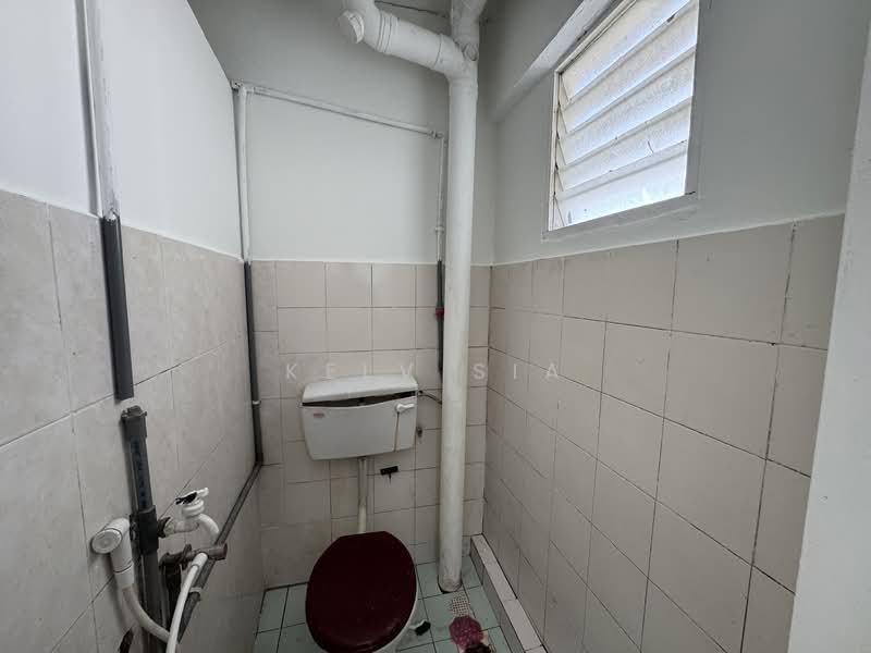 Danau Kota Flat untuk Untuk Dijual - RM 160,000, Mac 2026 - Bathroom - PropertyGuru.com.my