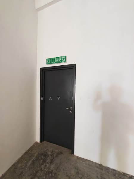 Shop / Office for Sale in Setia Alam (Selangor) - Ray Lee - Corridor - PropertyGuru.com.my