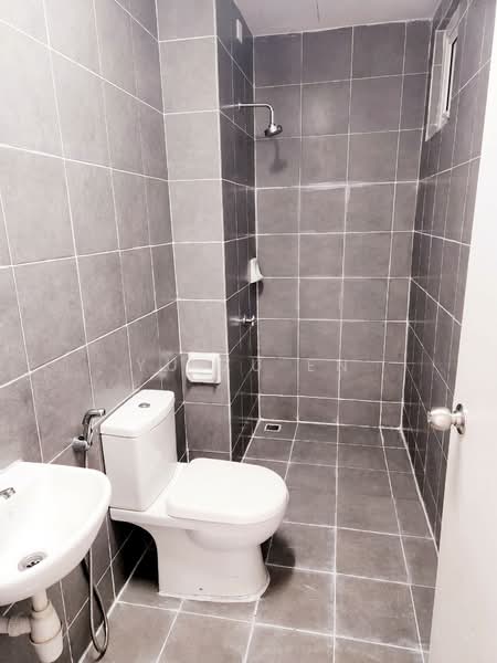 V-Residensi 2 untuk Untuk Disewa - RM 1,500 /bulan, Mac 2026 - Bathroom - PropertyGuru.com.my