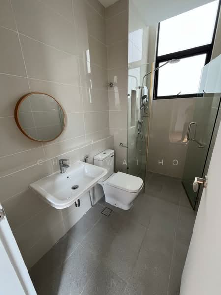Kondominium untuk Disewa di Waltz Residences - Chun Wai Ho - Bathroom - PropertyGuru.com.my