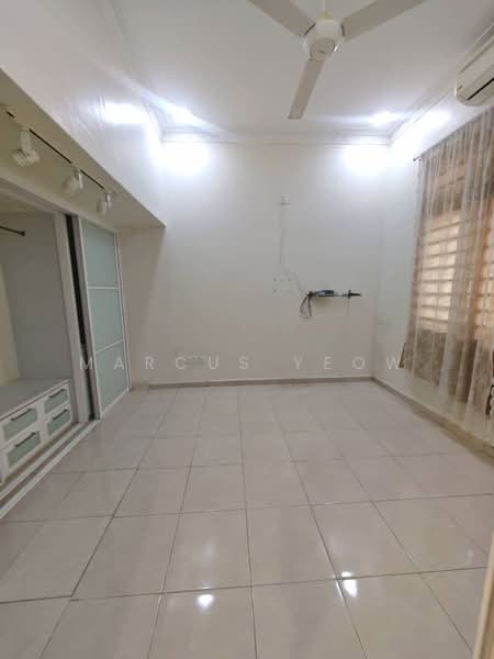 Taman Bukit Kristal untuk Untuk Disewa - RM 1,380 /bulan, Mac 2026 - Interior - PropertyGuru.com.my