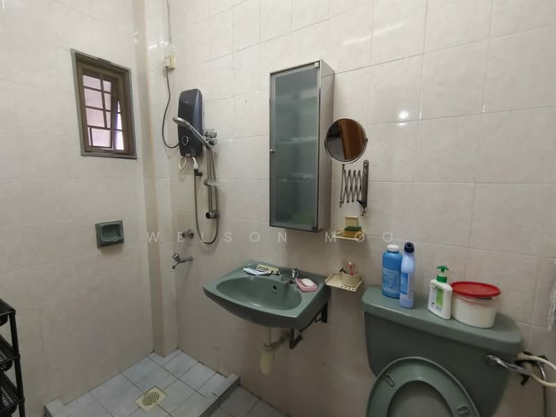 2-storey Terraced House for Sale in Bukit Wangsamas (Setiawangsa) - Welson Moo - Bathroom - PropertyGuru.com.my