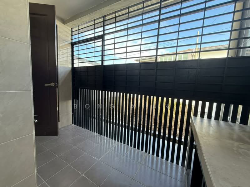 2-storey Terraced House for Sale in Kuching (Sarawak) - Bong Xian - Exterior - PropertyGuru.com.my