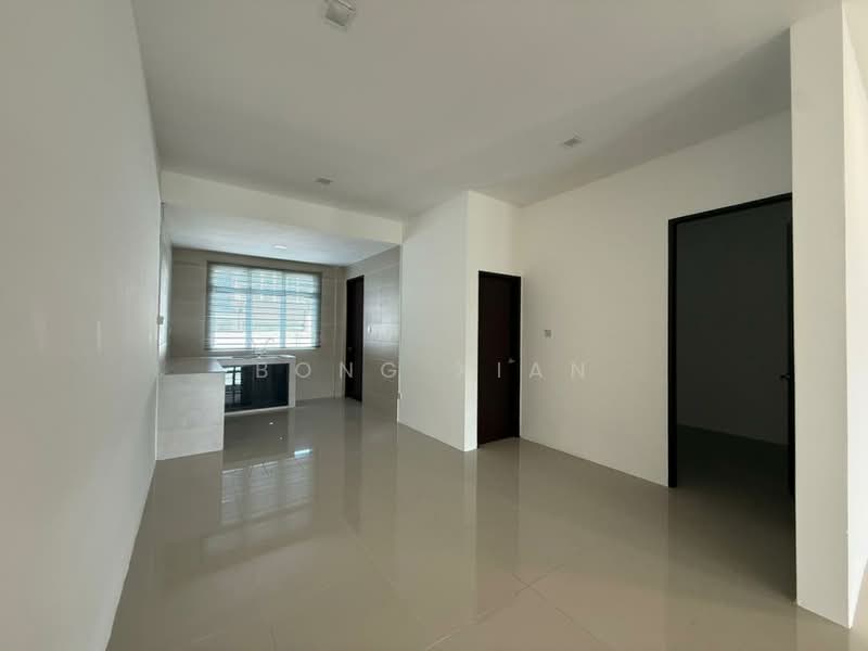 2-storey Terraced House for Sale in Kuching (Sarawak) - Bong Xian - Kitchen - PropertyGuru.com.my