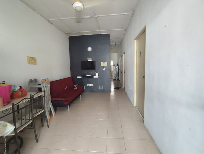 Terraced House for Sale in Cyberjaya (Selangor) - Zai Muda - Living Room - PropertyGuru.com.my