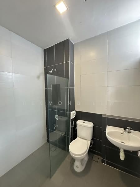 Cluster House for Sale in Johor Bahru (Johor) - Desmond Lew - Bathroom - PropertyGuru.com.my