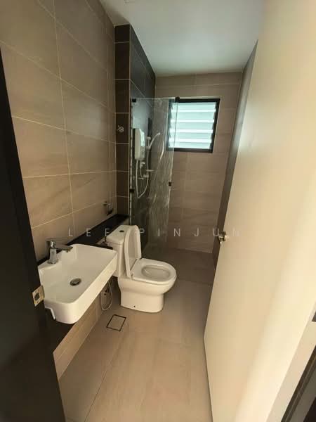 Service Residence for Rent at 2Rio Residence @ Bandar Puteri Puchong - Lee Pinjun - Bathroom - PropertyGuru.com.my