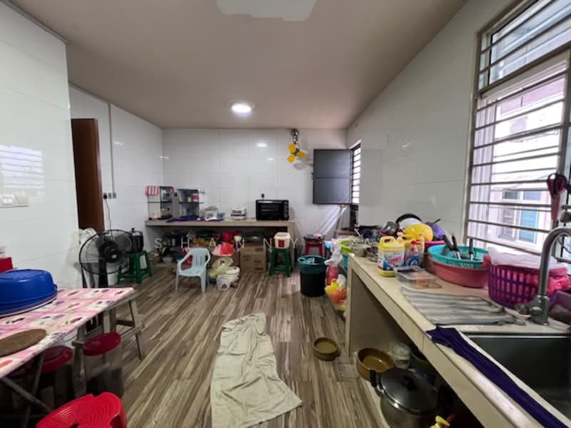 Taman Taming Indah 2 untuk Untuk Dijual - RM 1,138,000, Mac 2026 - Kitchen - PropertyGuru.com.my