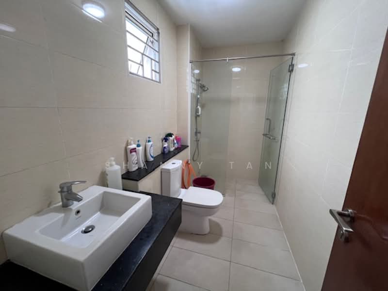 Taman Taming Indah 2 untuk Untuk Dijual - RM 1,138,000, Mac 2026 - Bathroom - PropertyGuru.com.my