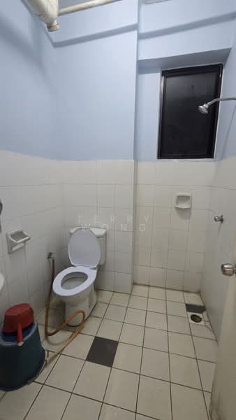 Glen View Villa untuk Untuk Disewa - RM 1,200 /bulan, Mac 2026 - Bathroom - PropertyGuru.com.my