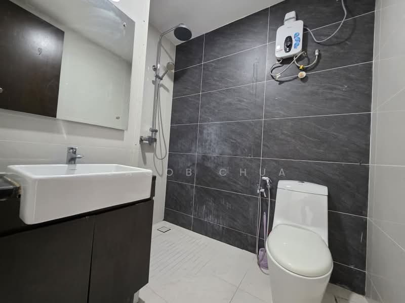 Bay Point @ Country Garden Danga Bay untuk Untuk Dijual - RM 680,000, Mac 2026 - Bathroom - PropertyGuru.com.my