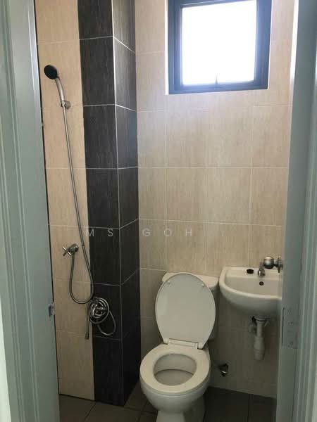 Vista Bangi untuk Untuk Disewa - RM 1,900 /bulan, Mac 2026 - Bathroom - PropertyGuru.com.my