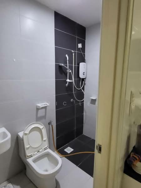 Nusa Heights (Nusa Puncak) untuk Untuk Dijual - RM 428,000, Mac 2026 - Bathroom - PropertyGuru.com.my
