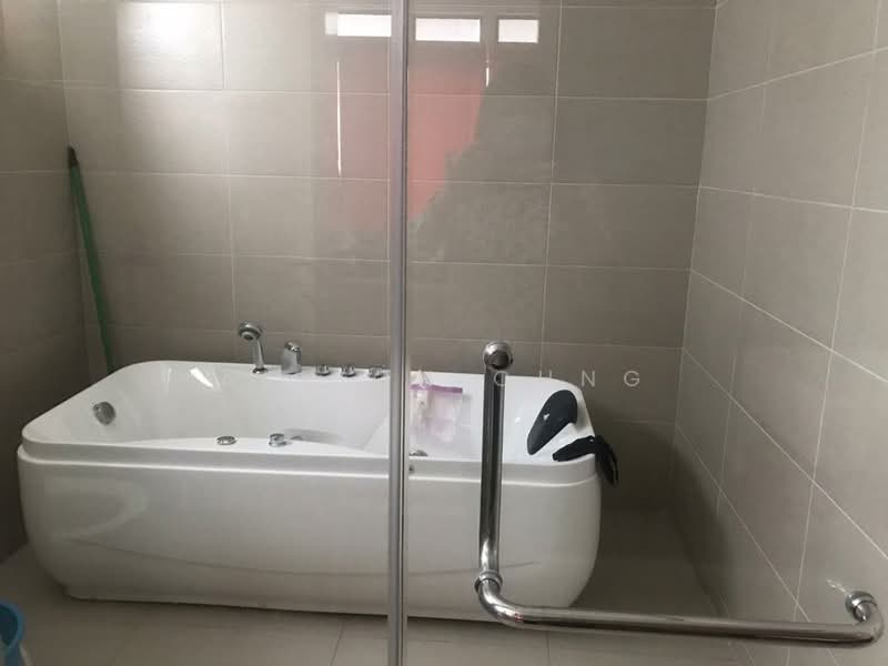 Semi-Detached House for Sale in Sungai Ara (Penang) - Alison Chng - Bathroom - PropertyGuru.com.my