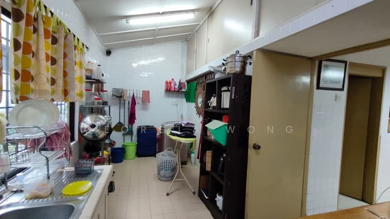 Taman Bukit Desa untuk Untuk Dijual - RM 1,450,000, Mac 2026 - Kitchen - PropertyGuru.com.my