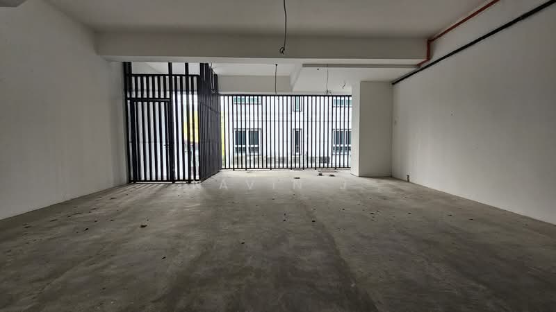4.5-storey Terraced House for Sale in Ampang Jaya (Ampang) - Navin J - Bottom Floor - PropertyGuru.com.my