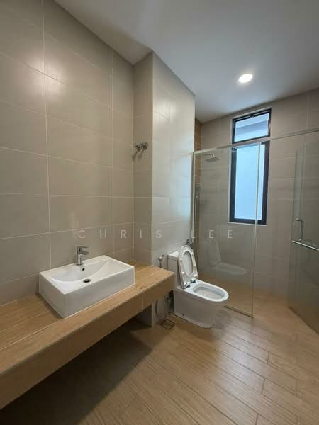 Rumah Berkembar untuk Disewa di Eco Sanctuary (Telok Panglima Garang) - Chris Lee - Bathroom - PropertyGuru.com.my