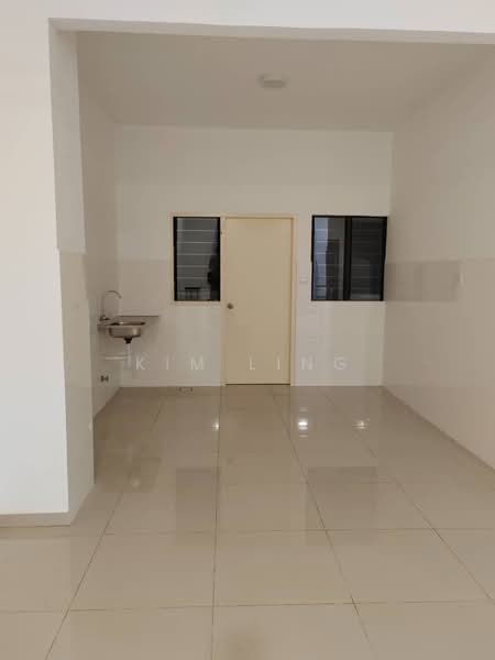 2-storey Terraced House for Rent in Setia Utama (Setia Alam) - Kim Ling - Kitchen - PropertyGuru.com.my